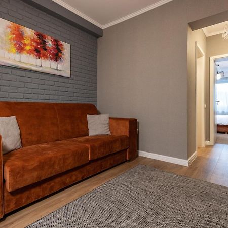 Upperhouse Suites & More Braşov Exterior foto