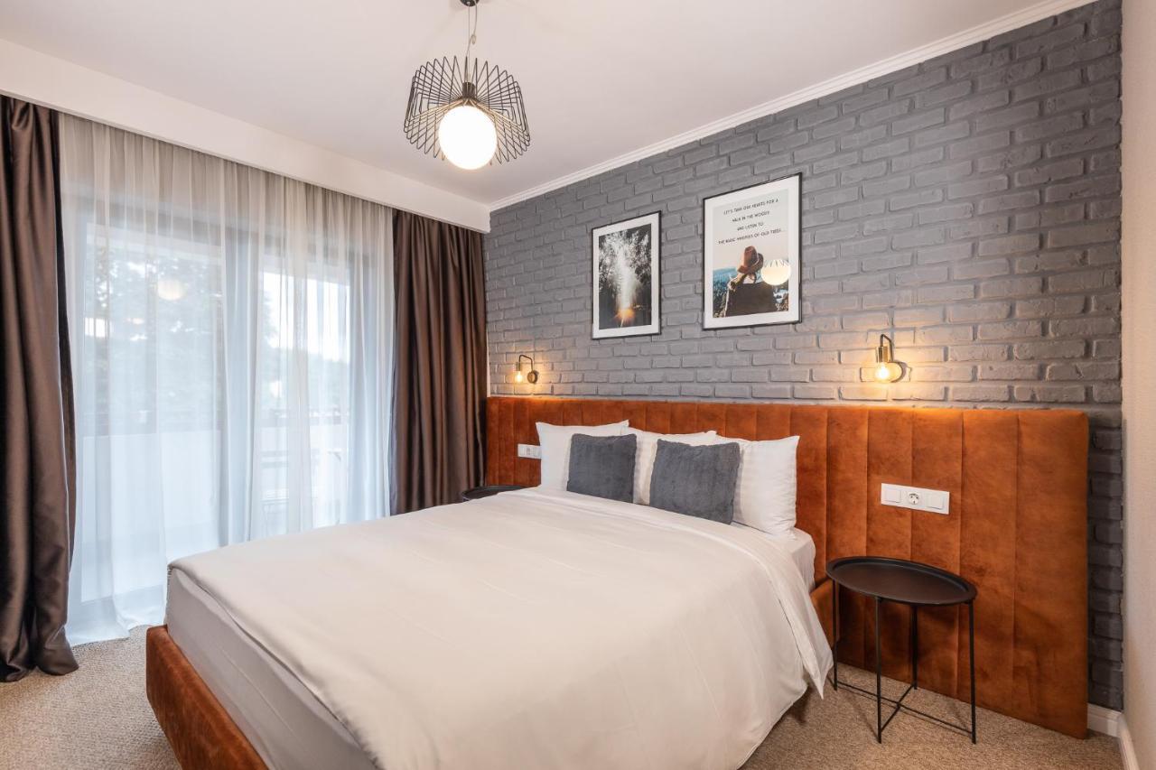 Upperhouse Suites & More Braşov Exterior foto