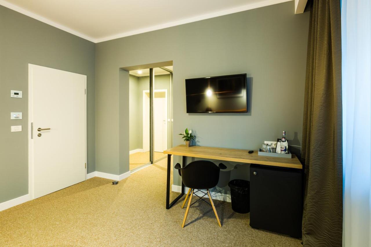 Upperhouse Suites & More Braşov Exterior foto