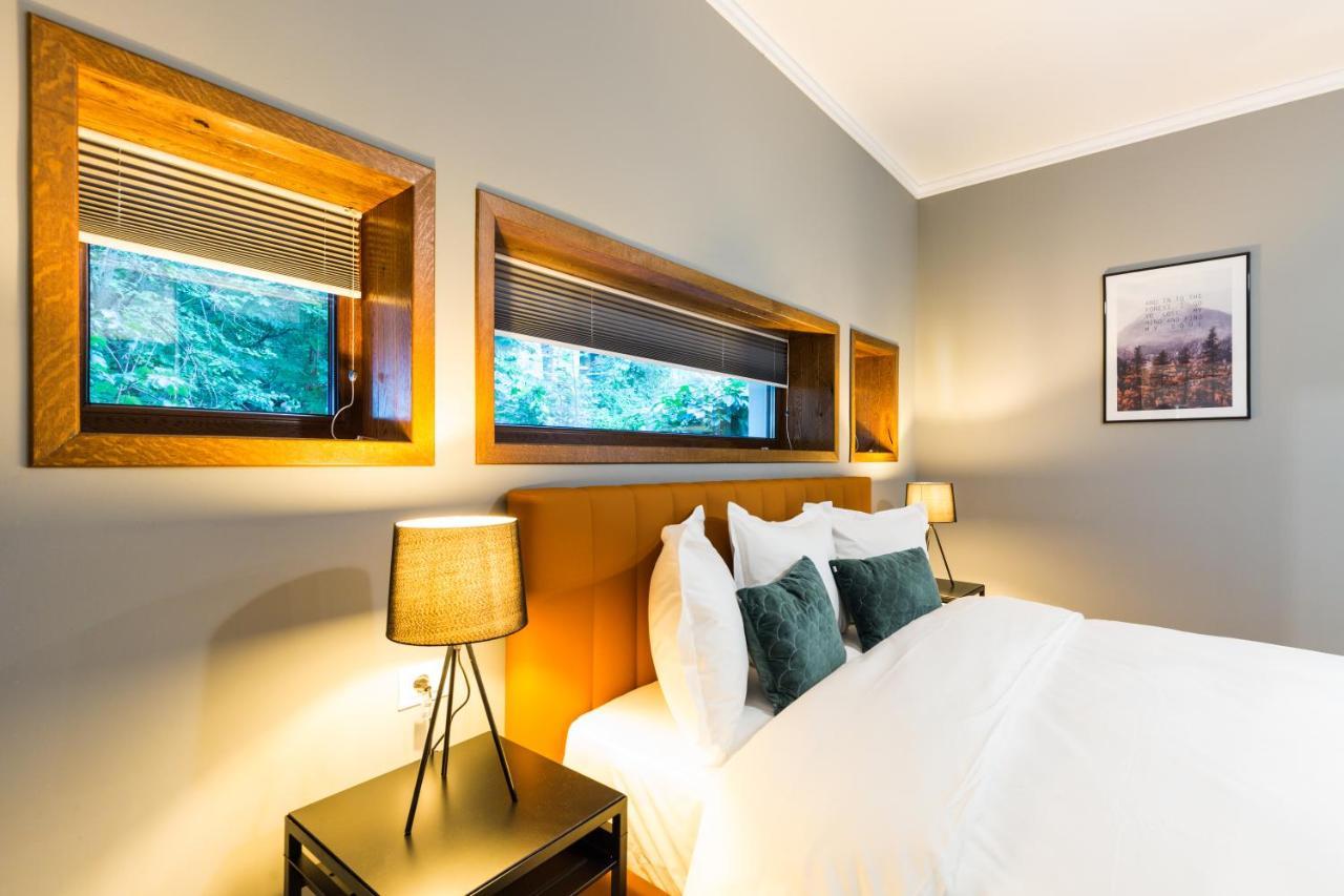 Upperhouse Suites & More Braşov Exterior foto